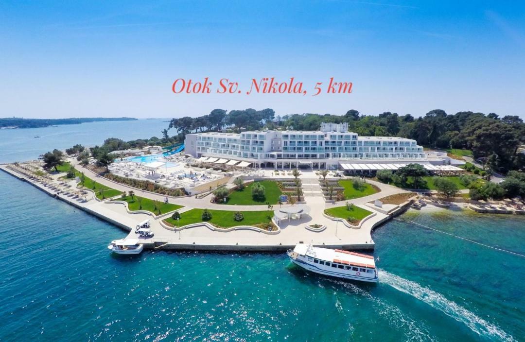 Nokturno Apartment, Self Check-In بوريتش المظهر الخارجي الصورة
